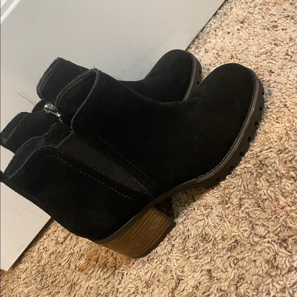BOOTIES $55 OBO these are super cute and comfy. easy to match with most outfits.